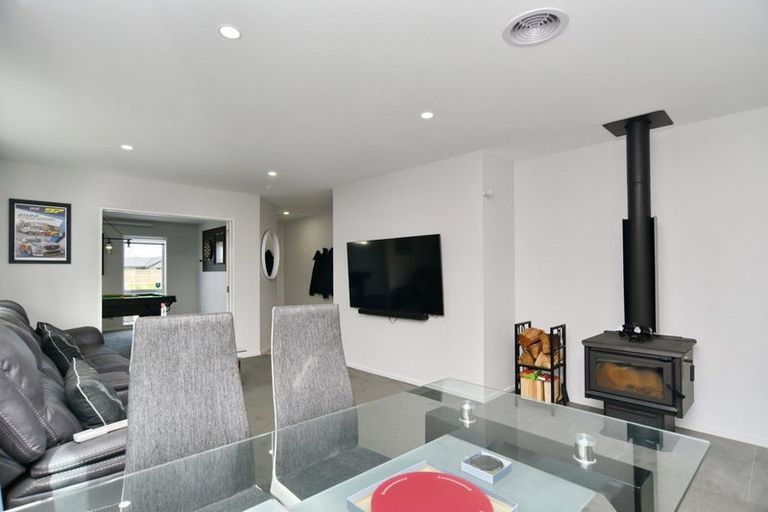 Photo of property in 13 Higgins Street, Woodend, 7610