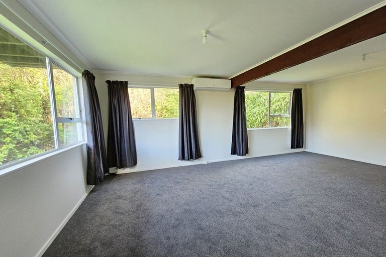 Photo of property in 6 Penryn Drive, Camborne, Porirua, 5026
