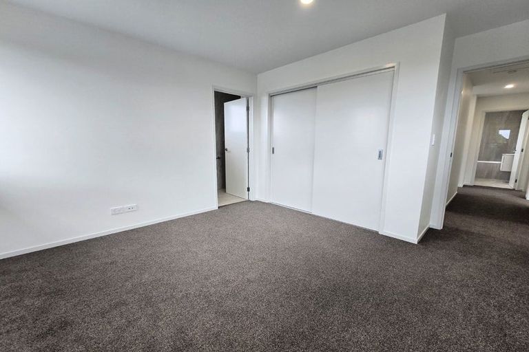 Photo of property in 16 Reiman Street, New Lynn, Auckland, 0600