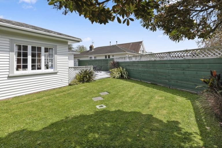 Photo of property in 13 Norton Park Avenue, Fairfield, Lower Hutt, 5011