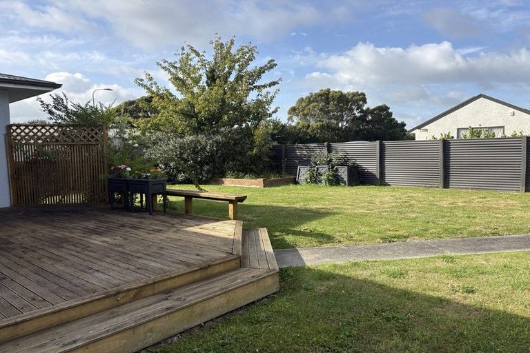 Photo of property in 10 Oriana Place, Highbury, Palmerston North, 4412