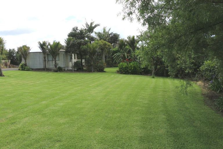 Photo of property in 1147 Kaiwaka-mangawhai Road, Mangawhai, 0975