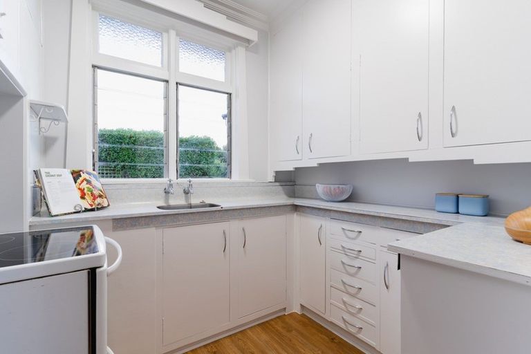 Photo of property in 19 Forbes Street, Balaclava, Dunedin, 9011