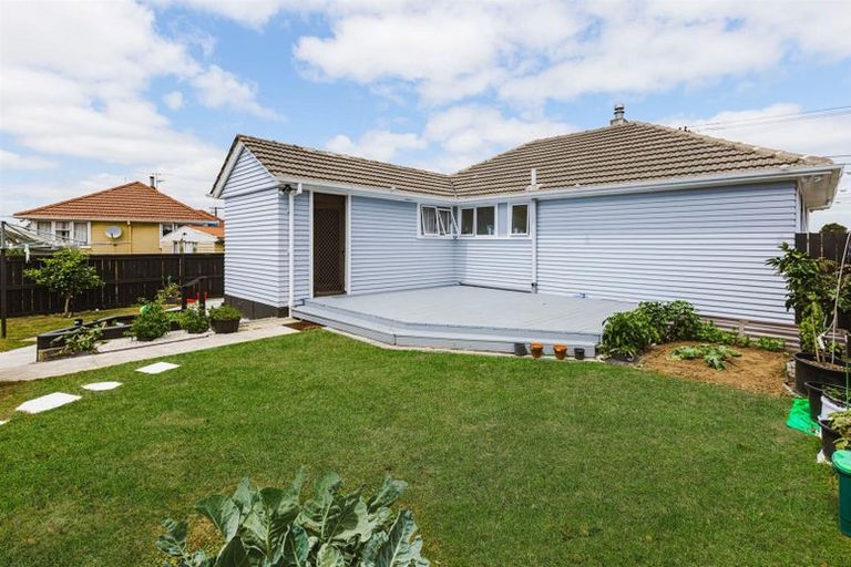 Photo of property in 111 Porchester Road, Papakura, 2110