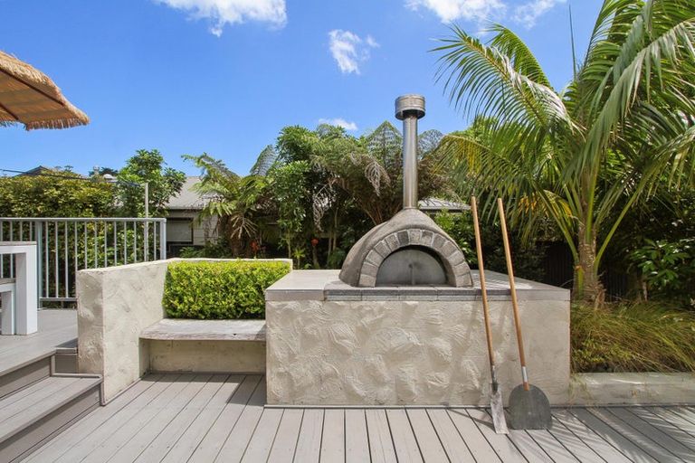 Photo of property in 27 Stella Drive, Clarks Beach, 2122