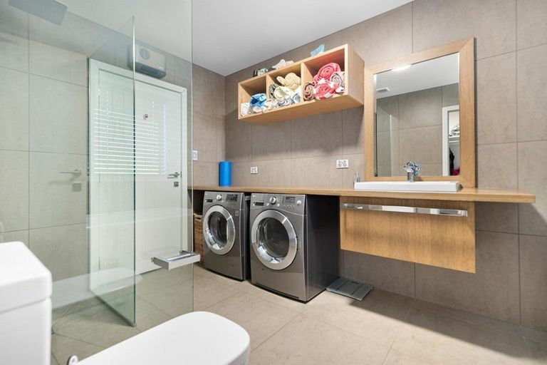 Photo of property in 76 West Meadows Drive, Wanaka, 9305