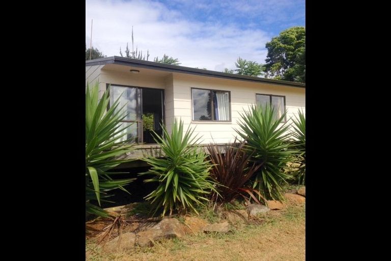 Photo of property in 2092c State Highway 10, Waipapa, 0295