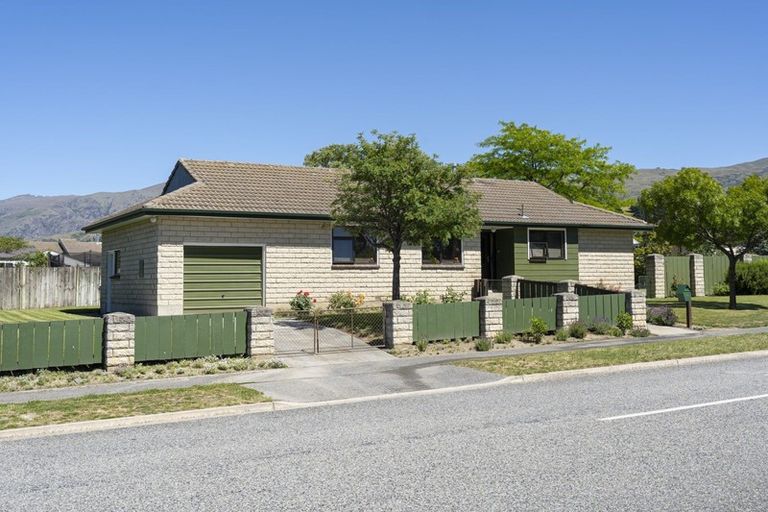 Photo of property in 58 Cairnmuir Crescent, Cromwell, 9310