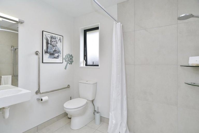 Photo of property in 5 Burke Lane, Amberley, 7410