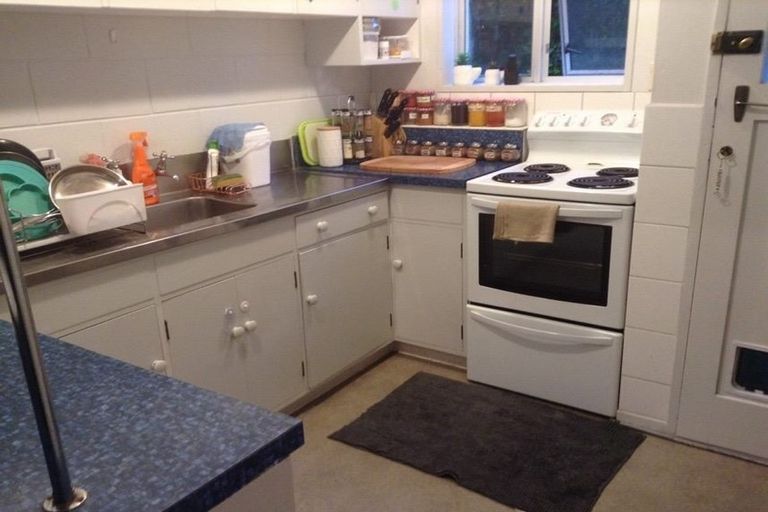 Photo of property in 15a Cypress Drive, Maungaraki, Lower Hutt, 5010