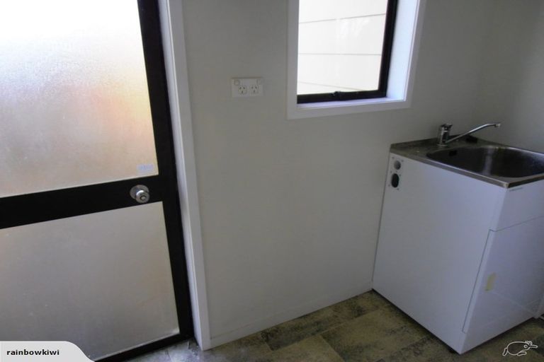 Photo of property in 92 Tiri Road, Tindalls Beach, Whangaparaoa, 0930