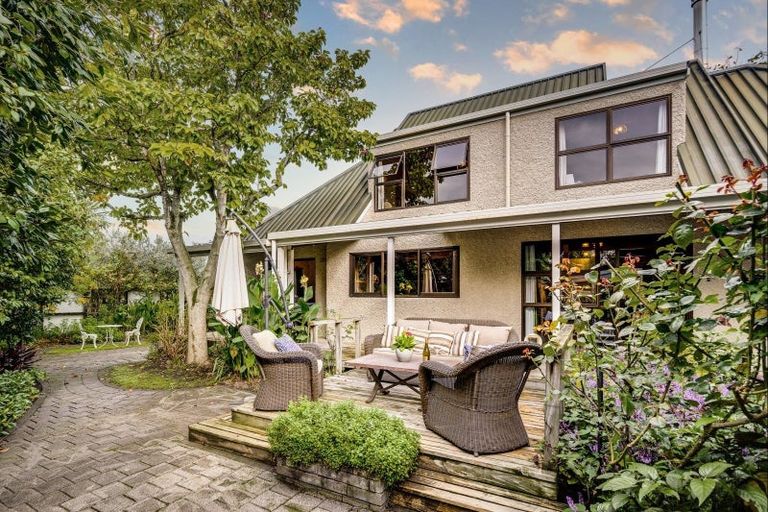 Photo of property in 115a Frederick Street, Mayfair, Hastings, 4122