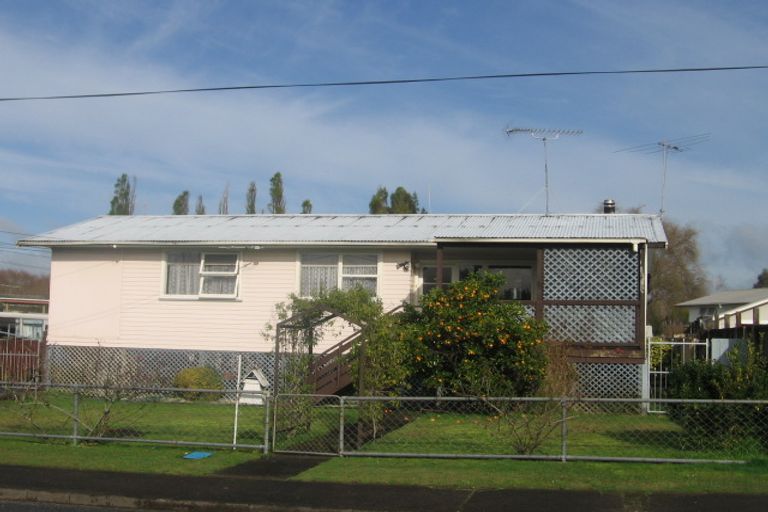 Photo of property in 41 Orion Street, Papakura, 2110
