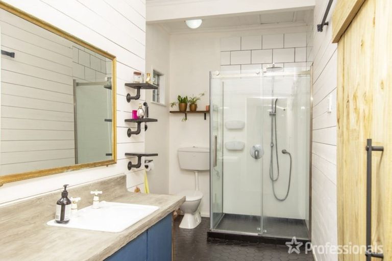 Photo of property in 12 Wallace Street, Featherston, 5710