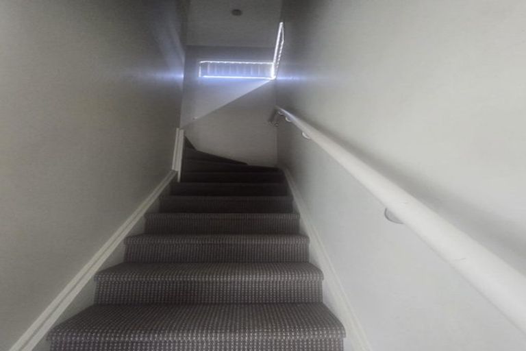 Photo of property in 244a Queen Street, Pukekohe, 2120