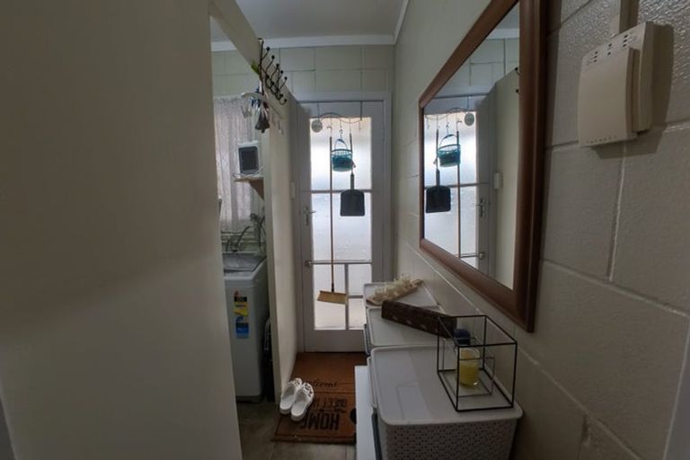 Photo of property in 14 Mickle Street, Te Atatu South, Auckland, 0610