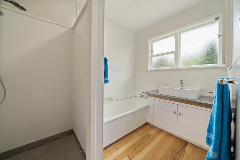 Photo of property in 52 Church Street, Tuakau, 2121