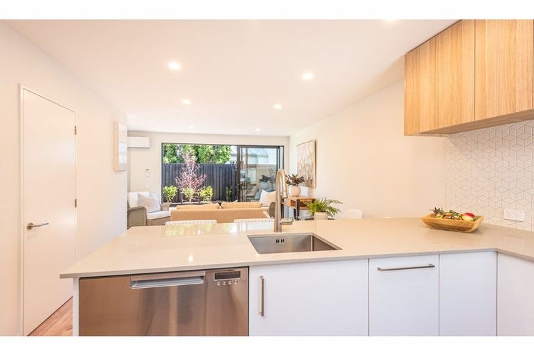 Photo of property in 9/77 Deans Avenue, Riccarton, Christchurch, 8011