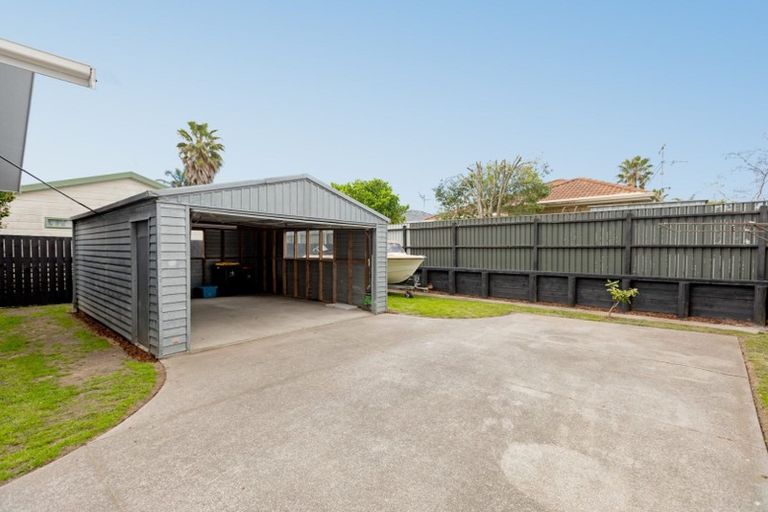 Photo of property in 12a Kingsley Place, Mount Maunganui, 3116
