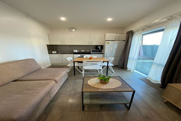 Photo of property in 4 Rohi Place, Flat Bush, Auckland, 2019