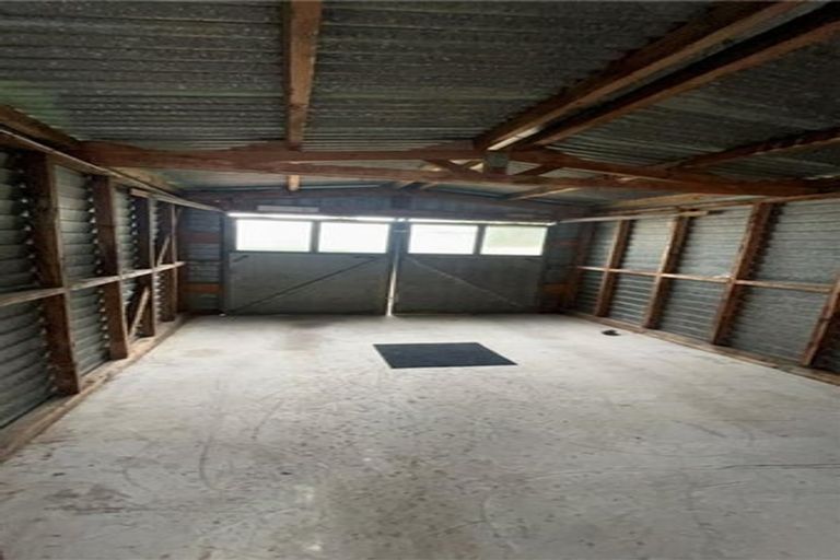 Photo of property in 88 Gardner Avenue, New Lynn, Auckland, 0600