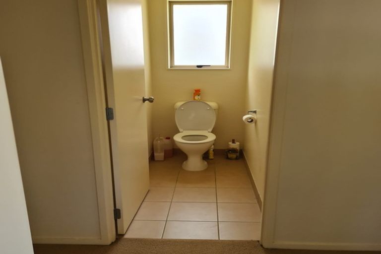 Photo of property in 25 Carol Lee Place, Albany Heights, Auckland, 0632