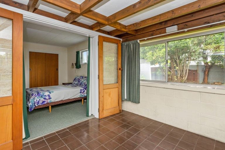 Photo of property in 2/24 Oxford Street, Taradale, Napier, 4112