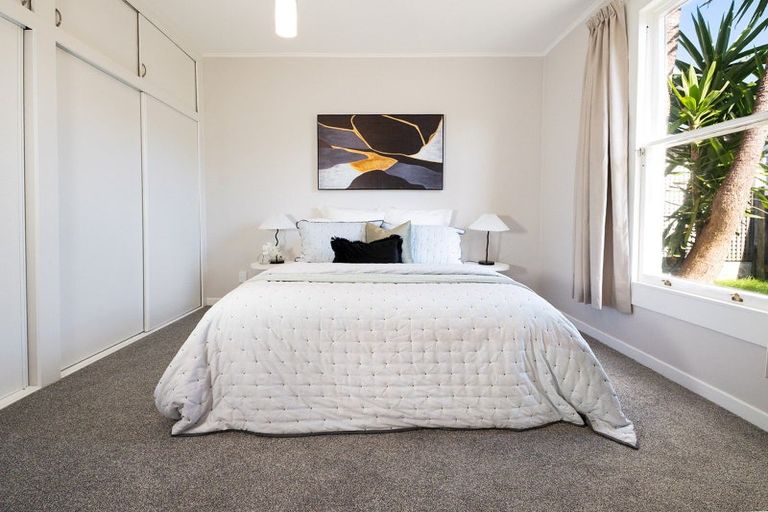 Photo of property in 20 Green Street, Newtown, Wellington, 6021