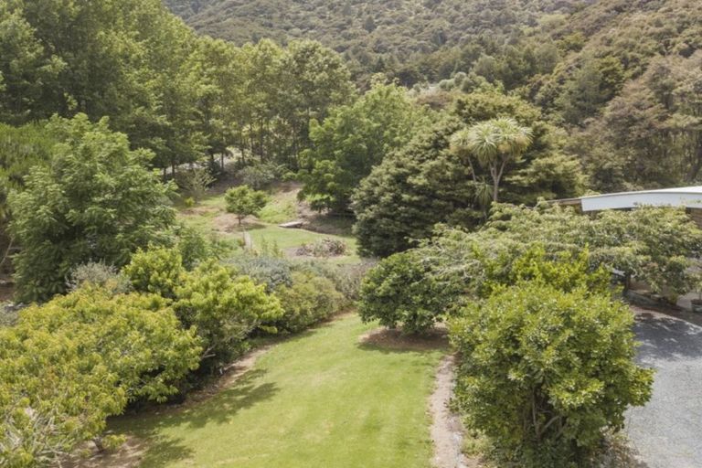 Photo of property in 950 Matakana Valley Road, Whangaripo, Wellsford, 0972