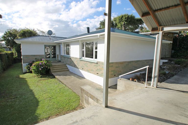 Photo of property in 17 Tweed Street, Kinmont Park, Mosgiel, 9024