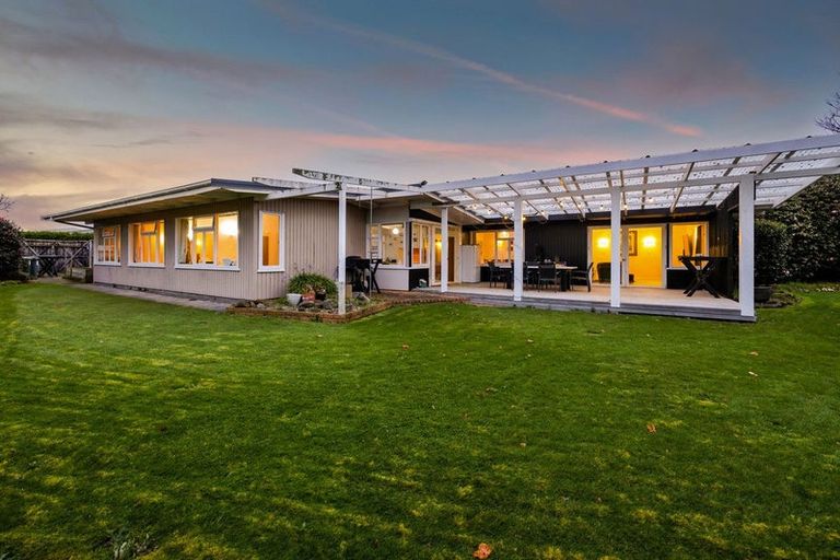 Photo of property in 3 Mccarthy Street, Hawera, 4610