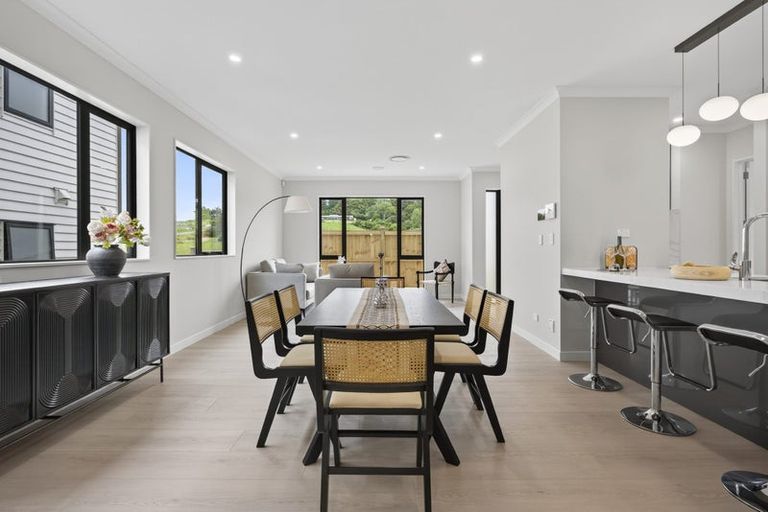 Photo of property in 2 Ballyalton Crescent, Flat Bush, 2019
