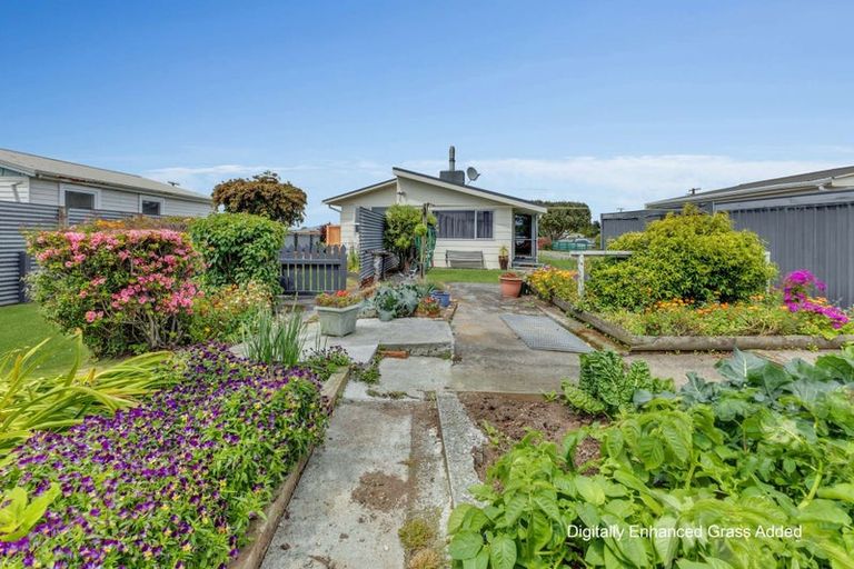 Photo of property in 25 Kapuni Street, Manaia, 4612