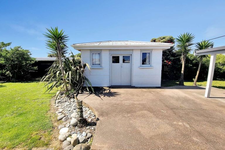 Photo of property in 130 Blake Street, Blaketown, Greymouth, 7805