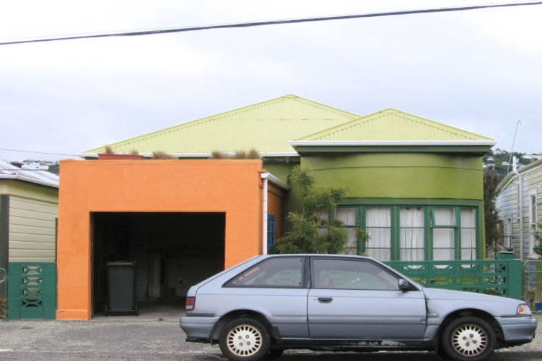 Photo of property in 250 Rintoul Street, Berhampore, Wellington, 6023