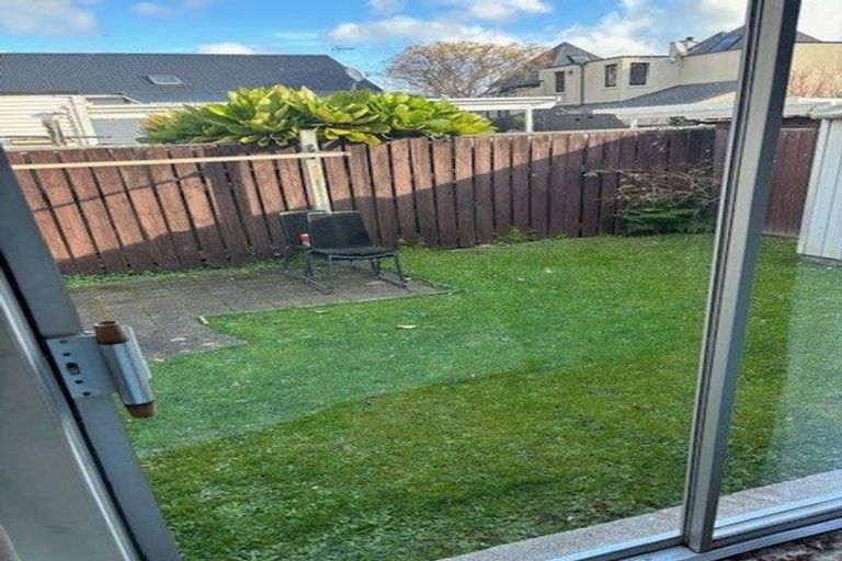 Photo of property in 48 Kings Crescent, Hutt Central, Lower Hutt, 5010