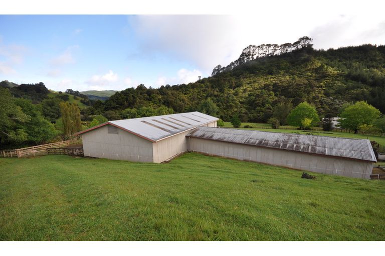 Photo of property in 475 Ahuroa Road, Puhoi, Warkworth, 0994