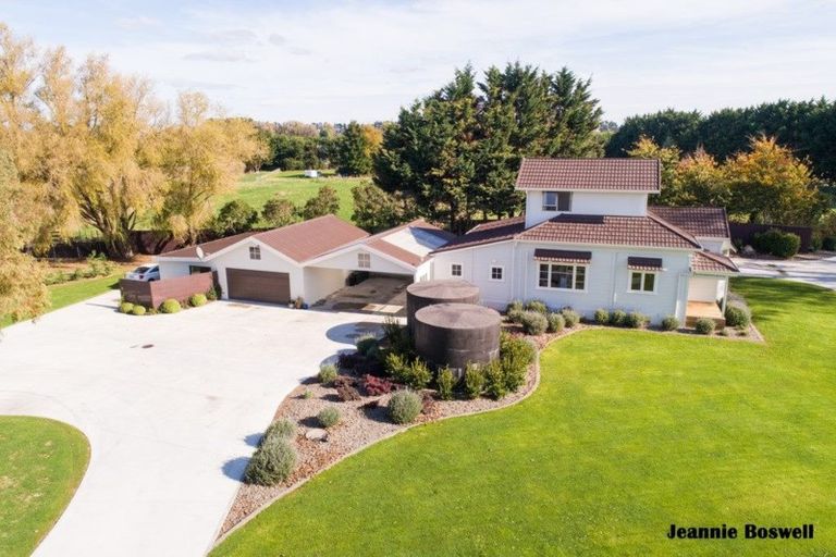 Photo of property in 375 No 1 Line, Longburn, Palmerston North, 4475