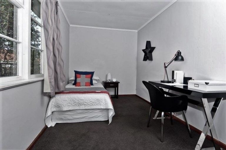 Photo of property in 5 Clarkin Road, Fairfield, Hamilton, 3214