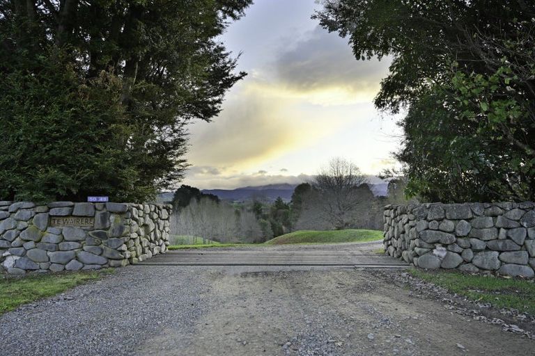 Photo of property in 48 Little Bush Road, Puketitiri, Napier, 4184