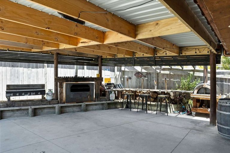 Photo of property in 17c Eagles Way, Cable Bay, 0420