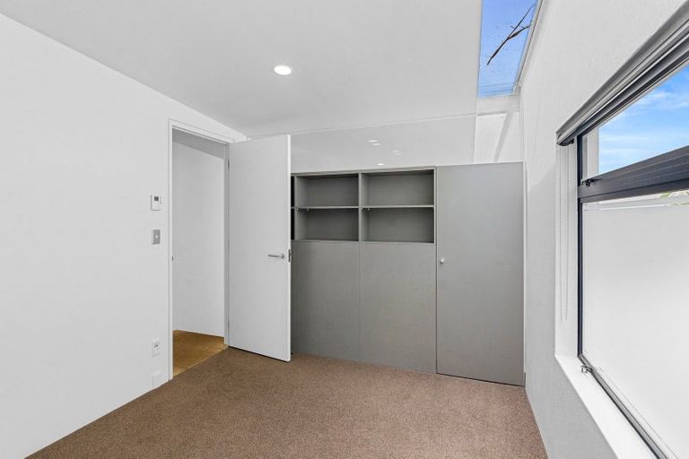 Photo of property in 1/27 Prospect Terrace, Milford, Auckland, 0620