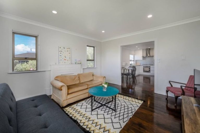 Photo of property in 46 Bleakhouse Road, Howick, Auckland, 2014