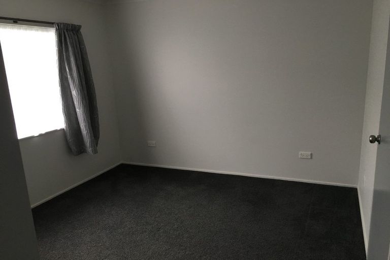 Photo of property in 6 Hemi Street, Waikanae, 5036