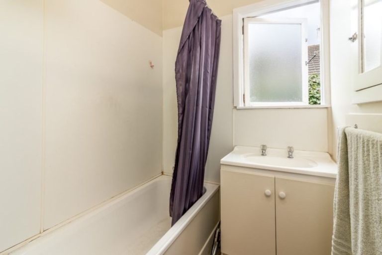 Photo of property in 1/39 Mackworth Street, Woolston, Christchurch, 8062