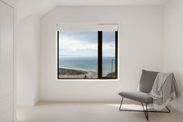 Photo of property in 9 Loader Lane, Clifton, Christchurch, 8081