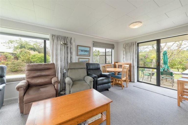 Photo of property in 6 Franklyn Close, Wakefield, 7025