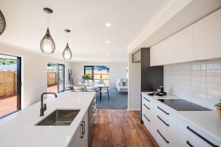 Photo of property in 87 Freedom Drive, Kelvin Grove, Palmerston North, 4470