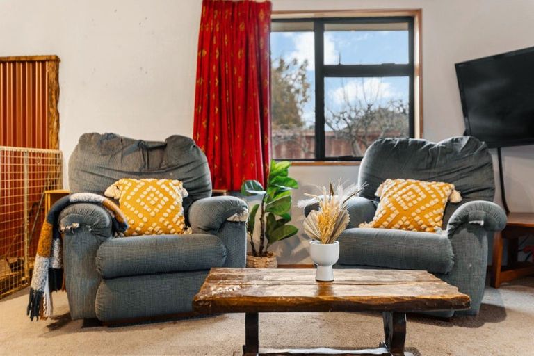 Photo of property in 16 Jollys Road, Cromwell, 9310