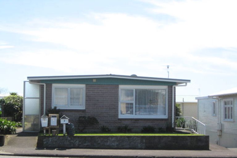 Photo of property in 158 Saint Aubyn Street, New Plymouth, 4310